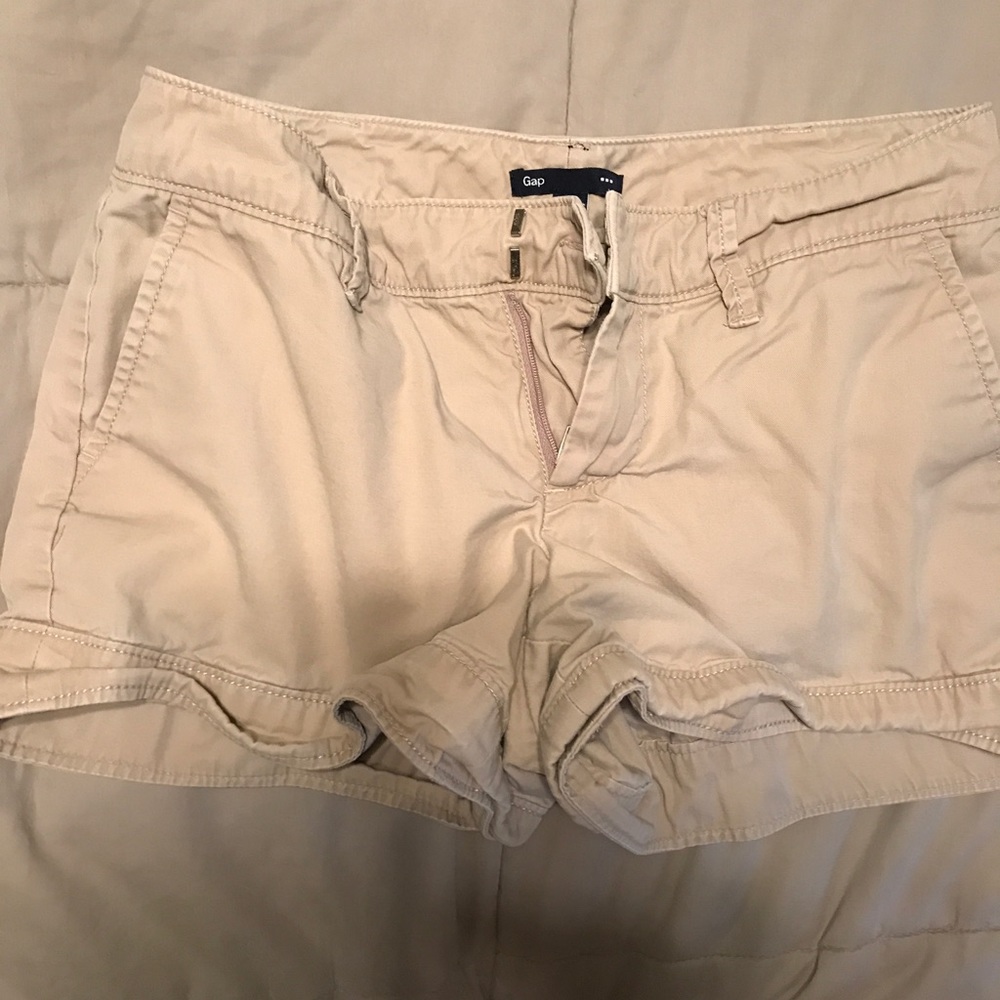 Gap Khaki Shorts size 0